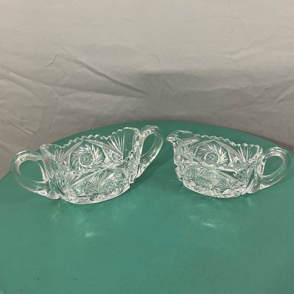 Vintage HandCut Lead Crystal Cream & Sugar
Set Brilliant Starburst & Fan Pattern - Picture 2 of 9